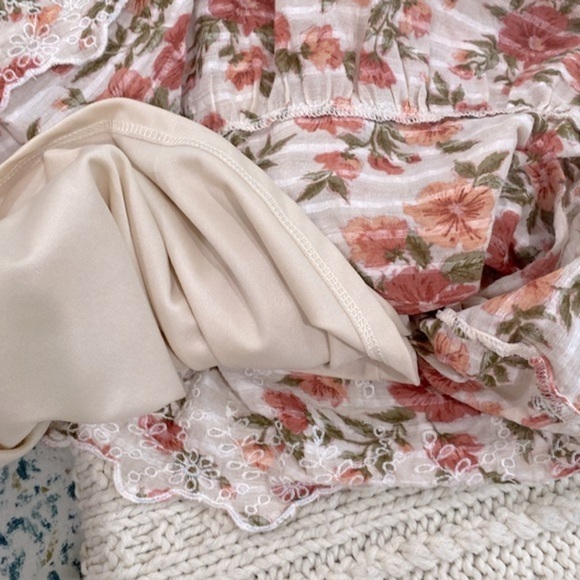 American Eagle floral dress size medium - Picture 9 of 12